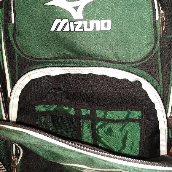 Mizuno City Beach Back pack - Picture 2 of 8